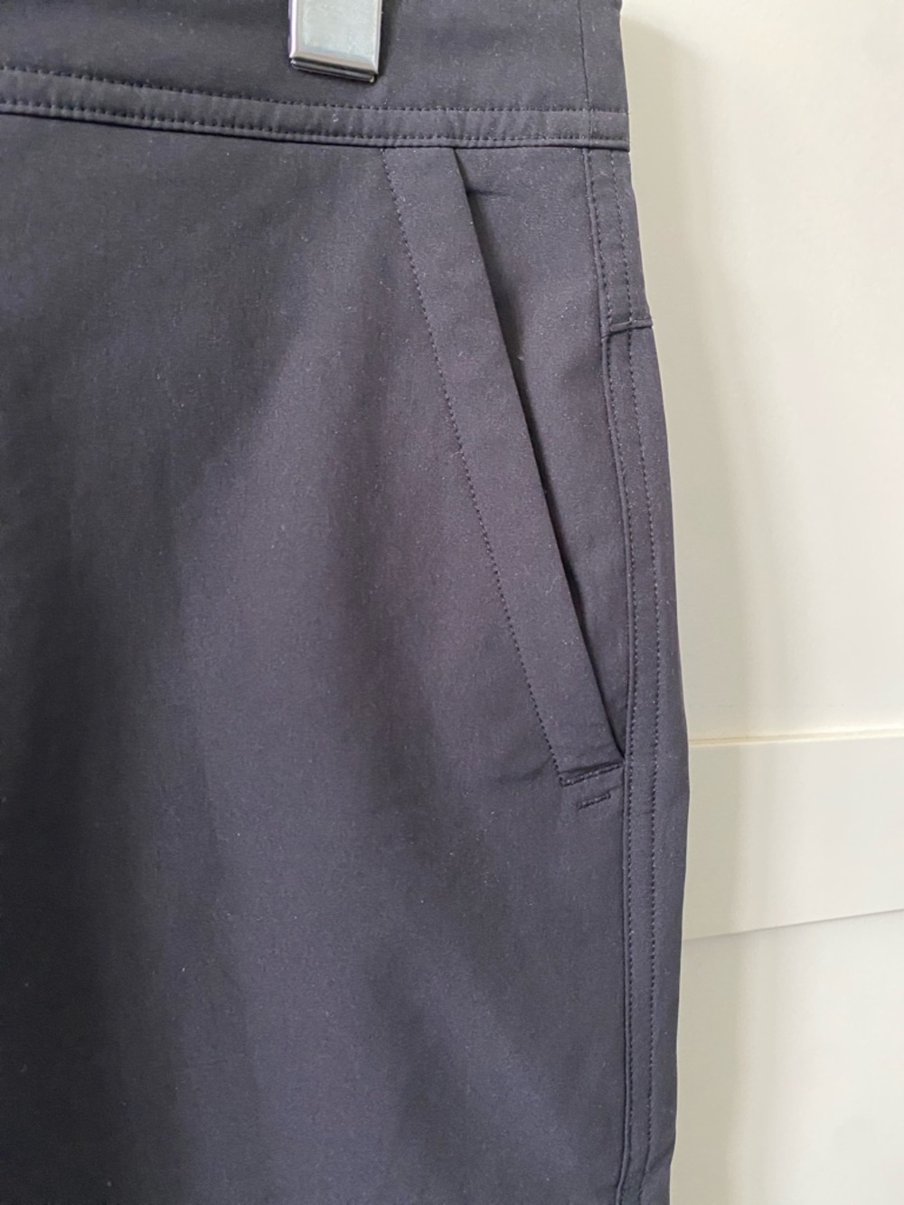 ALO 7" Sport Short Men's Black Athletic Shorts Premium Athleisure Size M - Picture 5 of 10